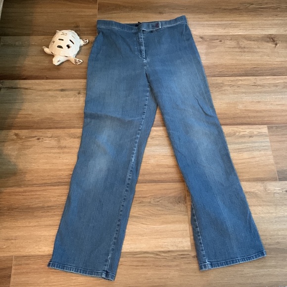 Westbound Essentials flat front Jeans size 12 Long - Picture 3 of 11